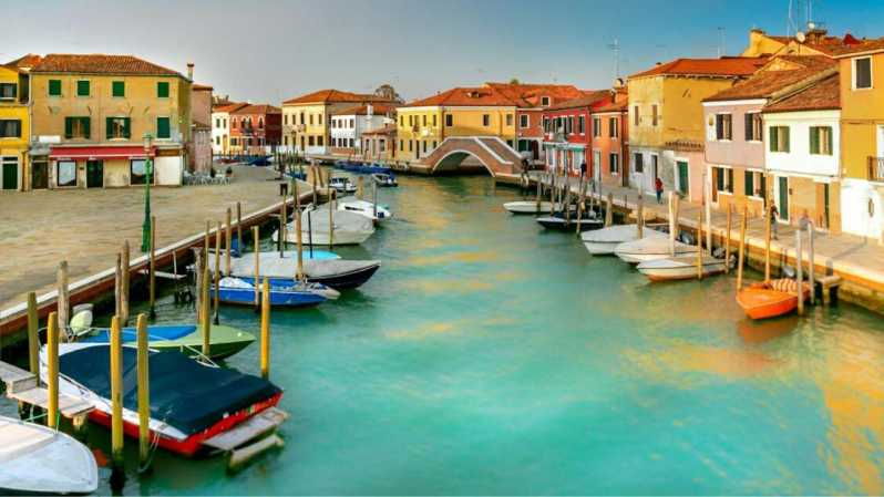 Murano: Walking Tour & Glass Factory With Local Guide