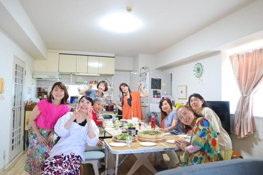 Near Toji：Sushi Experience With Cute Professional Sushi Chef