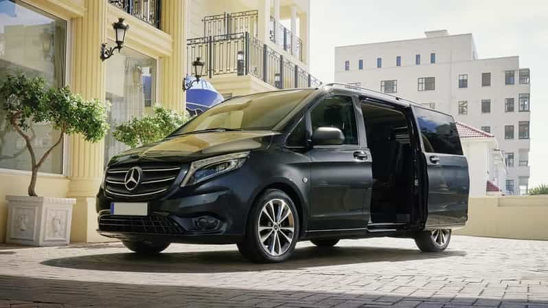 Nevsehir Airport: Private Transfer to Cappadocia
