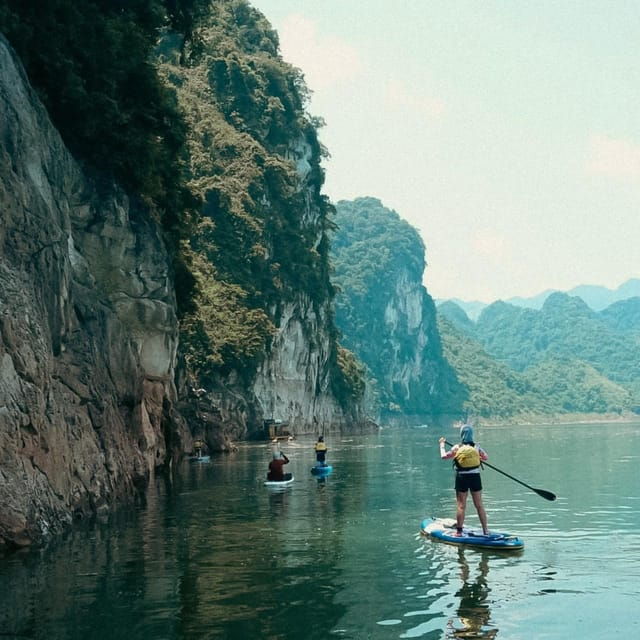 Ngoi Hoa Bay & Dragon Eyed Lake: SUP & Swim Adventure Tour