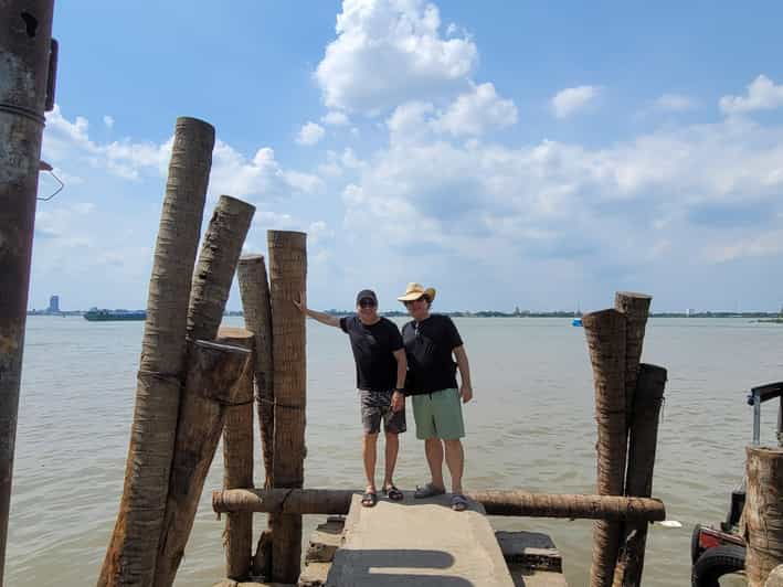 Non Touristy Mekong Delta With Taking Time at Local House