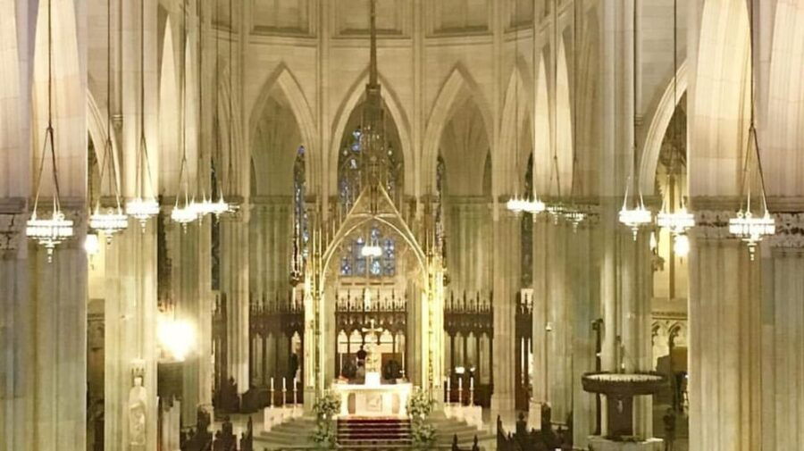NYC: Midtown and 5th Avenue Sunrise Walking Tour - Tour Overview