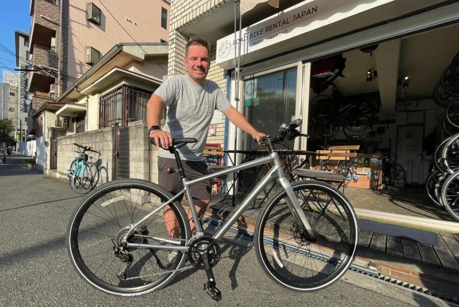 Osaka: Rent a Touring Bike in Osaka and Return in Kyoto!