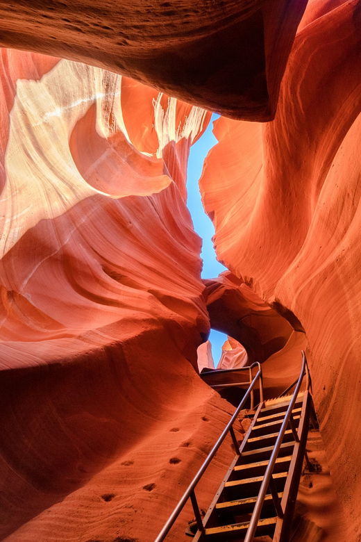 Page: Lower Antelope Canyon Prime-Time Guided Tour