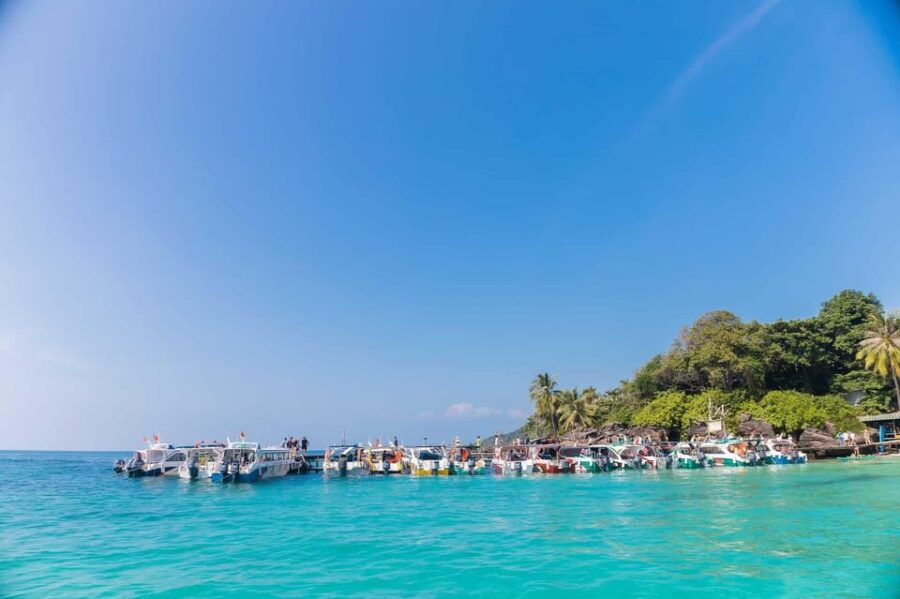 Phu Quoc Four Islands by Canoe and Enjoy Cable Car