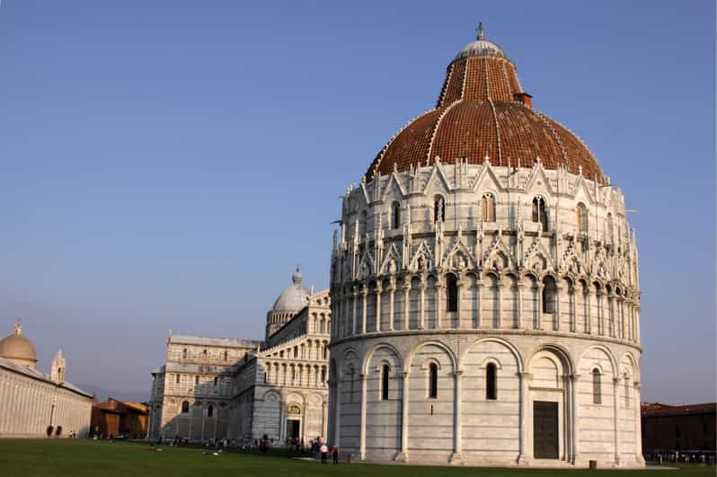 Pisa: First Discovery Walk and Reading Walking Tour - Tour Overview