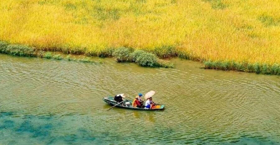 Private Ninh Binh Luxury Day Trip: Tam Coc, Mua Cave,Cycling