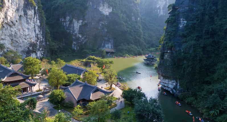 Private Tour: Hoa Lu – Tam Coc/Trang An From Ha Noi