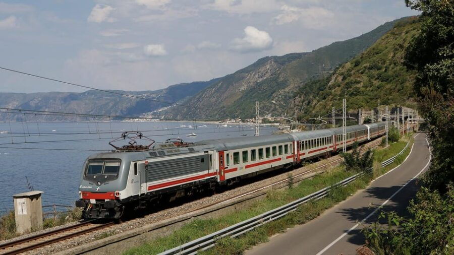 Reggio Calabria: Train Ticket To/From Scilla - Overview of the Train Journey