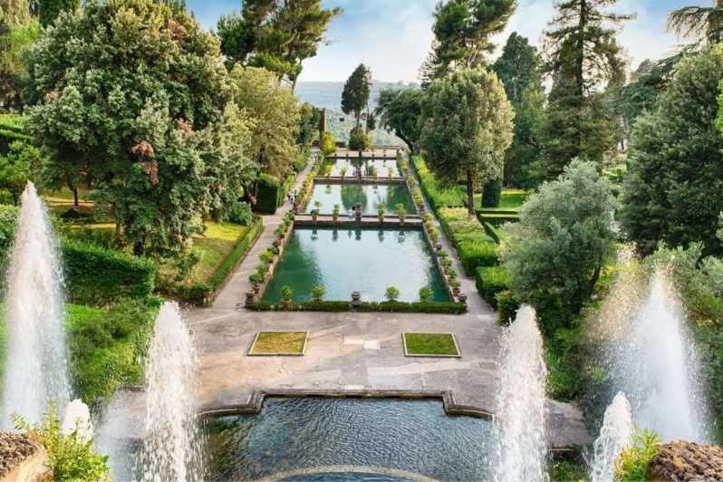 Rome: 2-In-1 Train & Bus From/To Villas of Tivoli