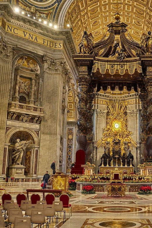 Rome: Saint Peters Basilica Tour