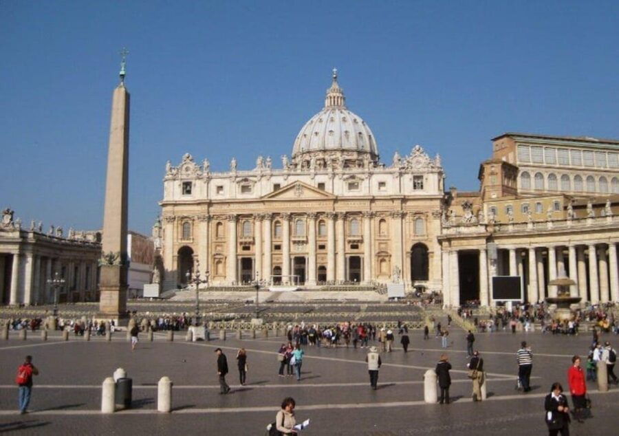 Rome:St. Peters Basilica Guided Tour and Papal Tombs - Tour Overview