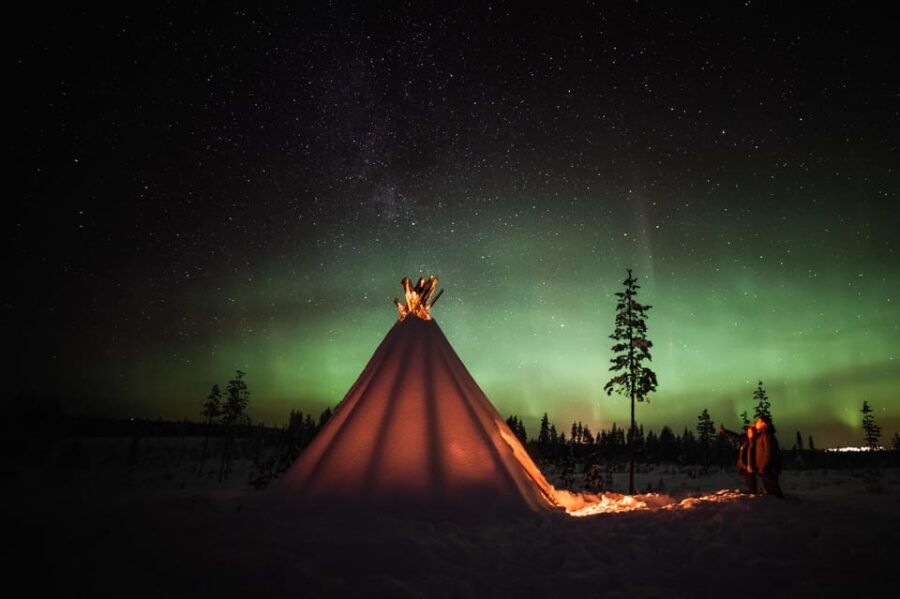 Rovaniemi: Discover the Northern Lights Photography Tour