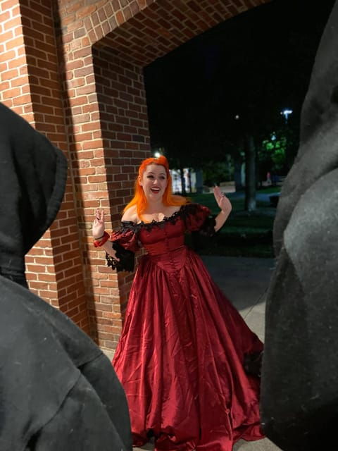 Salem: Salem’s Spooky Spectres: Ghost Tour