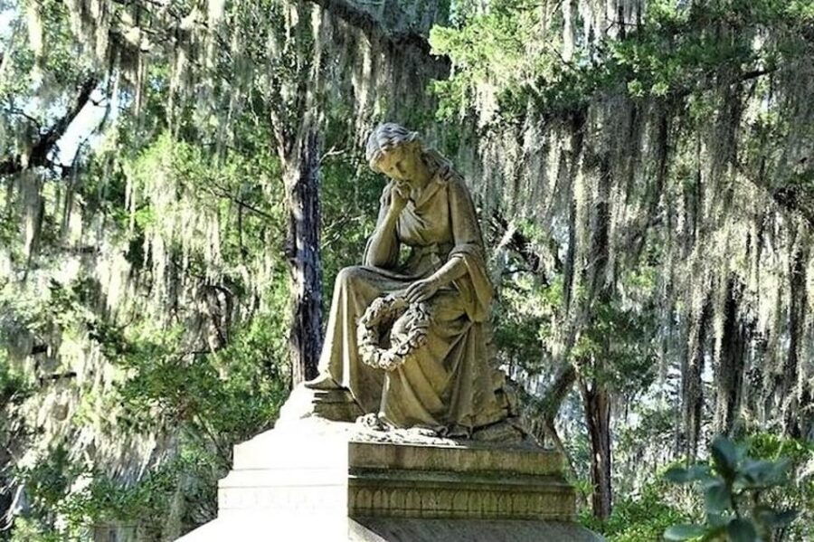 Savannah Bonaventure Walking Tour With Transportation