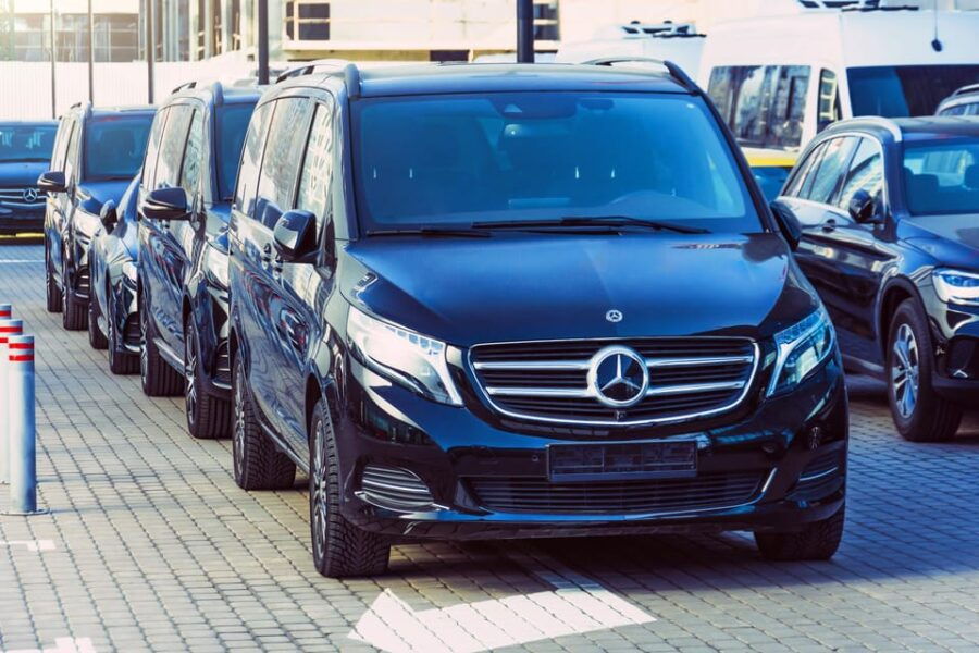Side : Private Shuttle From / to the Lend of Legends