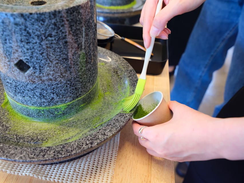 Summer Only: Grinding & Arranging Matcha Experience