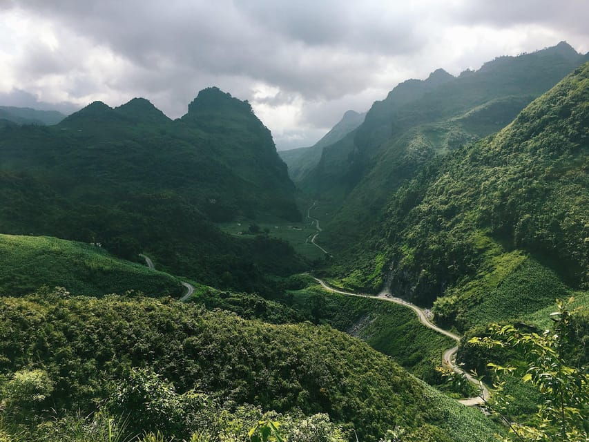 The Loop Tour in Ha Giang 3 Days With Local Easy Rider