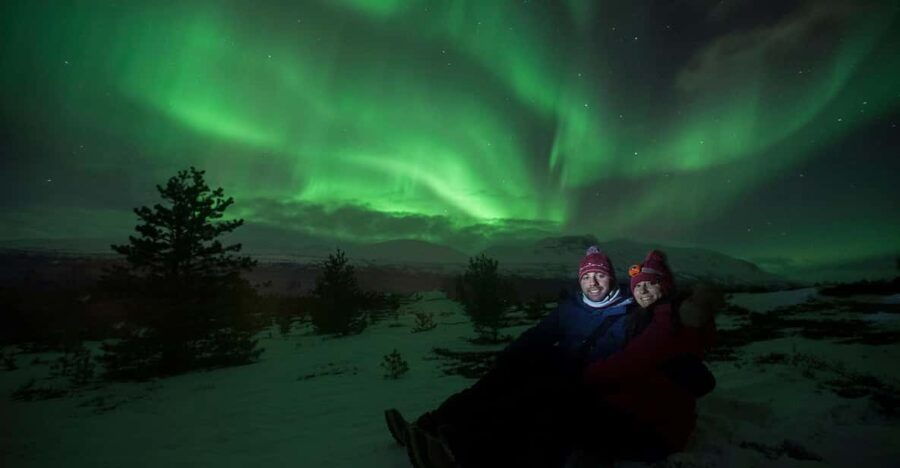 Tromsø: Small Group Northern Lights Hunt