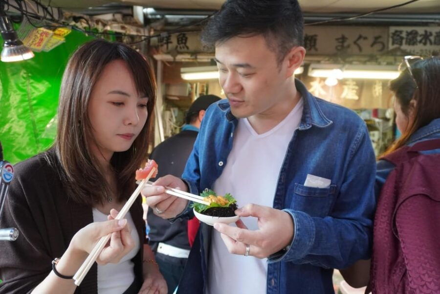 Tsukiji Market Foodie Tour: Enjoy Seafood, Sushi, and Sake - Tour Overview