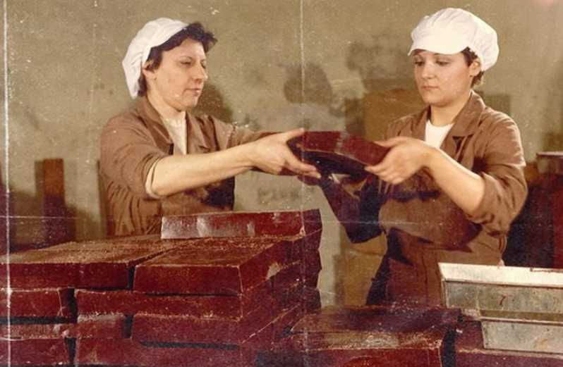 Turin Chocolate Factory Tour & Tasting: From 1915 - Tour Overview
