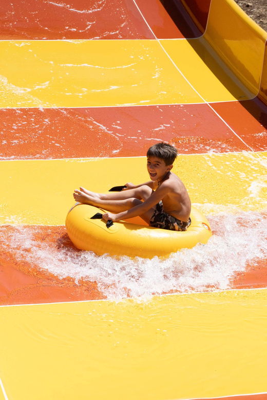 Valmontone: Entry Ticket to Magicsplash Waterpark