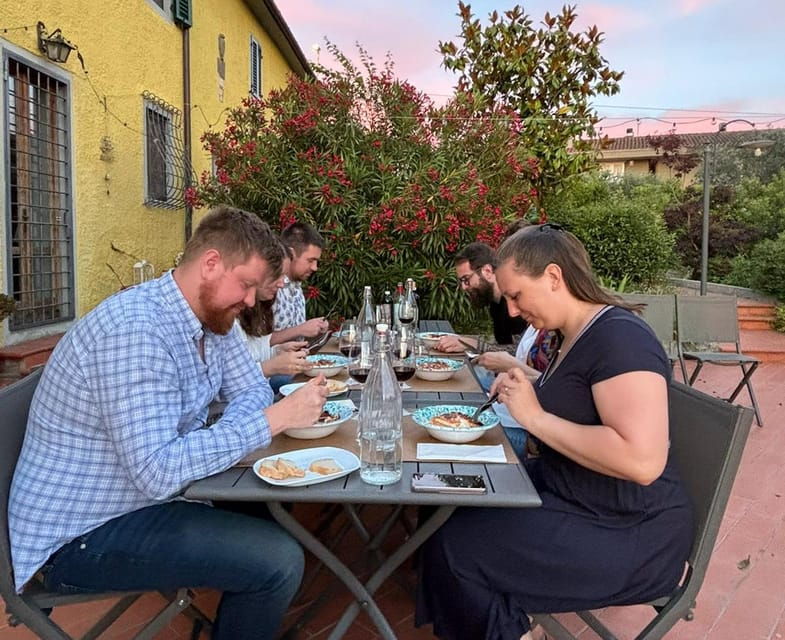 Vinci: Homemade Dinner and Oil Tasting Tour in a Tuscan Farm