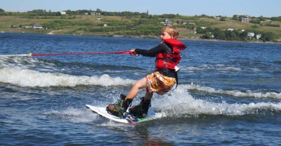 Wakeboard/Ski, Wakesurf and Tubing Experience Pleasure Boat - Activity Overview