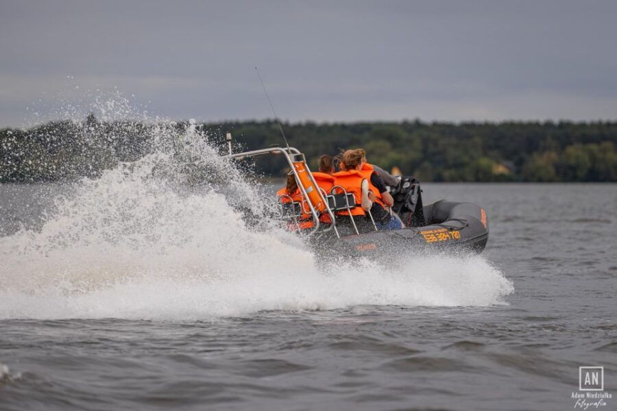Warsaw: Exciting, Fast Motorboat Cruise on the Vistula River