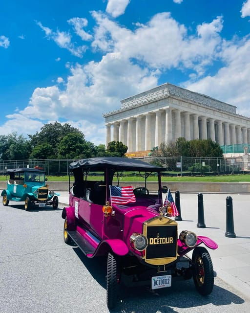 Washington, DC: Monuments & Memorials Tour in a Vintage Car