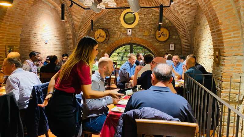 Wine Tasting Experience With Five Types of Tuscan Wine