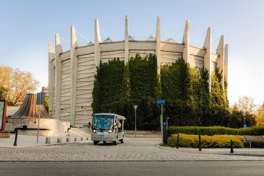 Wroclaw: E-Car Tour and Audio Guide