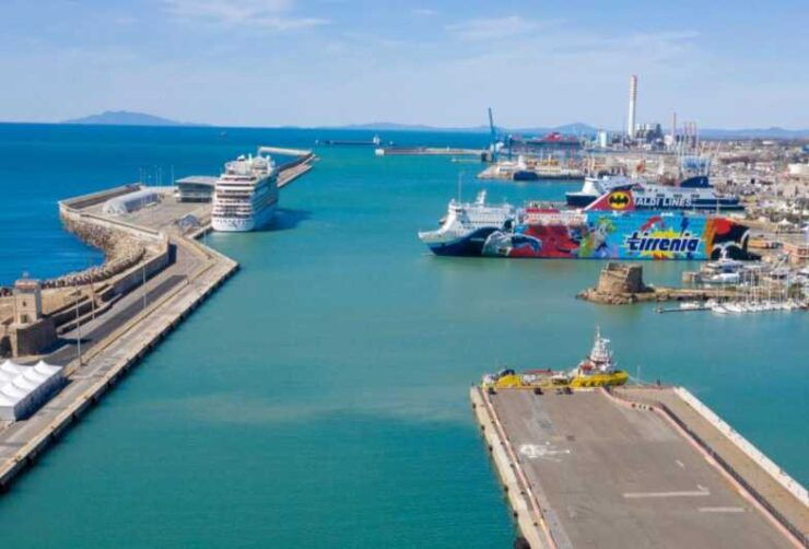 Transfer Civitavecchia and Airport by Train+Luggage Delivery - Experience Highlights