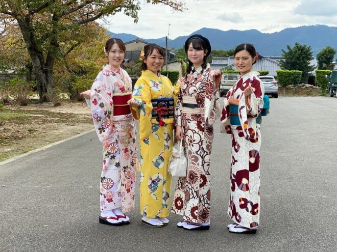 Hagi City：Kimono Experience in the Castle Town - Dressing Assistance