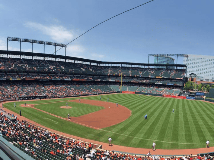 Baltimore: Baltimore Orioles Baseball Game at Oriole Park