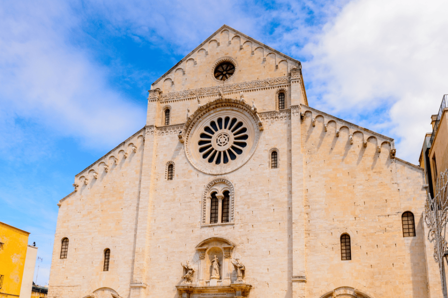 Bari: Highlights App Guided Tour With Puzzles