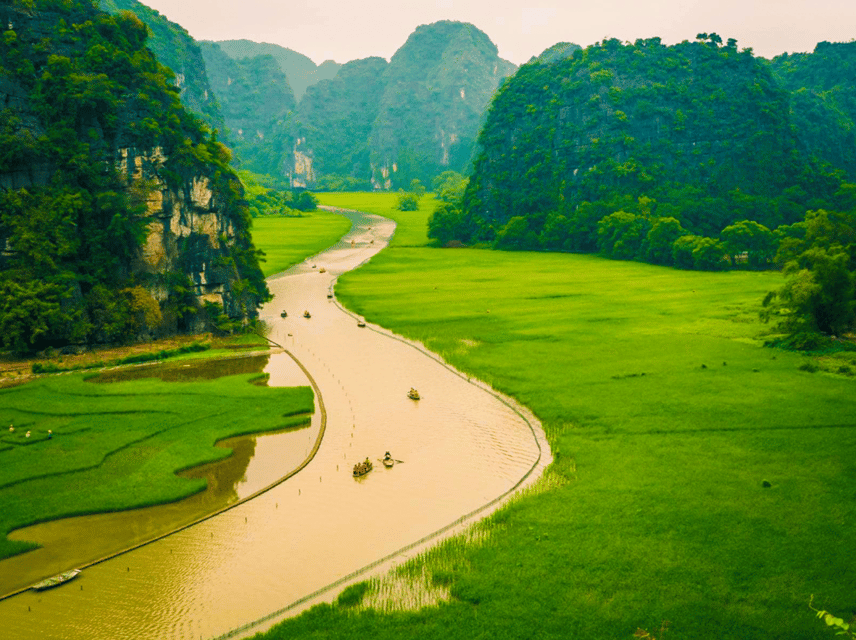 From Hanoi: Ninh Binh – Bai Dinh & Trang An & Mua Cave Tour