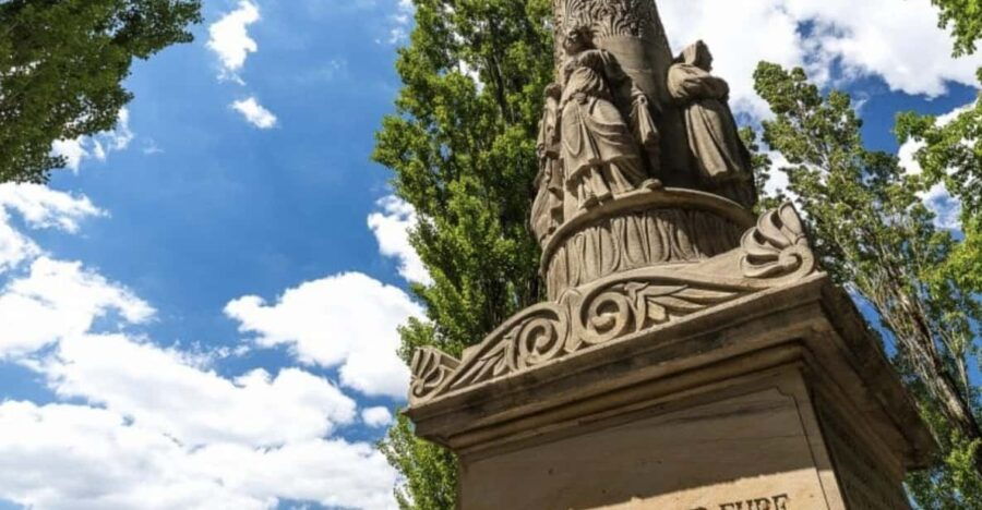 Munich: English Garden Guided Walking Tour