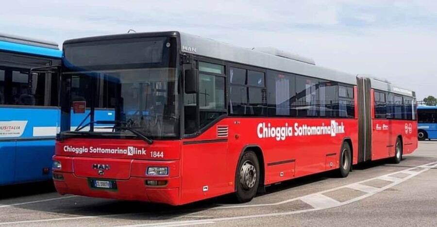 Venice: Explore Chioggia and Sottomarina With Train+Bus