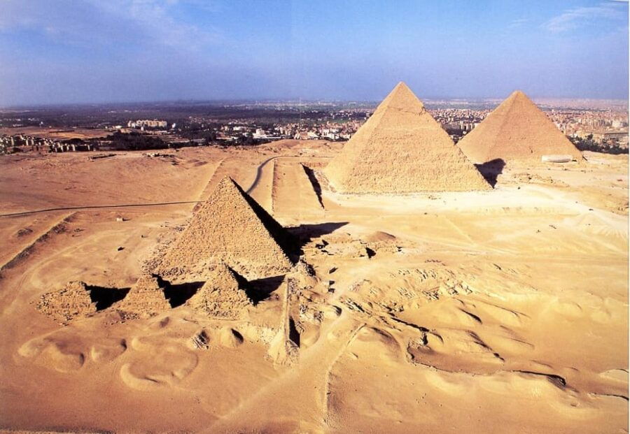 Wonders of Giza: A Half-Day Inside Khufus Pyramids