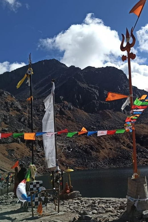 6-Day Gosaikunda Trek: A Himalayan Adventure