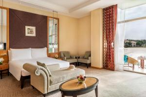 Al Raha Beach Hotel - Accommodation Options