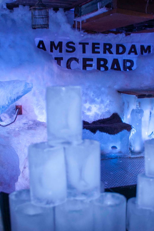 Amsterdam: 24-Hour Hop-On Hop-Off Boat and XtraCold Icebar