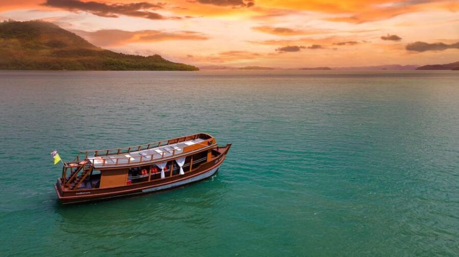 Andaman Dinner Cruise ; Sarasin Sunset Cruise - Overview of the Experience