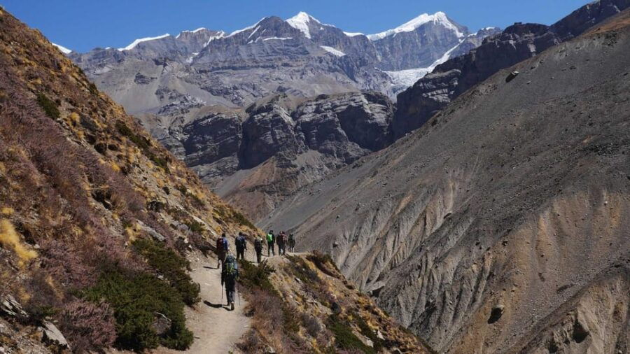 Annapurna Region: 16 Days Annapurna Circuit Trek