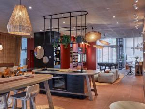 Aparthotel Adagio Original Toulouse Centre La Grave - Ideal Location Highlights