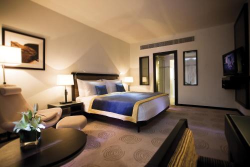 Avani Deira Dubai Hotel - Hotel Overview