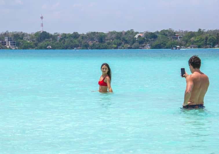 Bacalar: Pontoon Ride to Lagoon and Cenote Azul Exploration