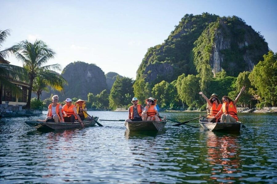 BAI DINH – TRANG AN FULL DAY TRIP BY LIMOUSINE FROM HA NOI - Trip Overview and Pricing