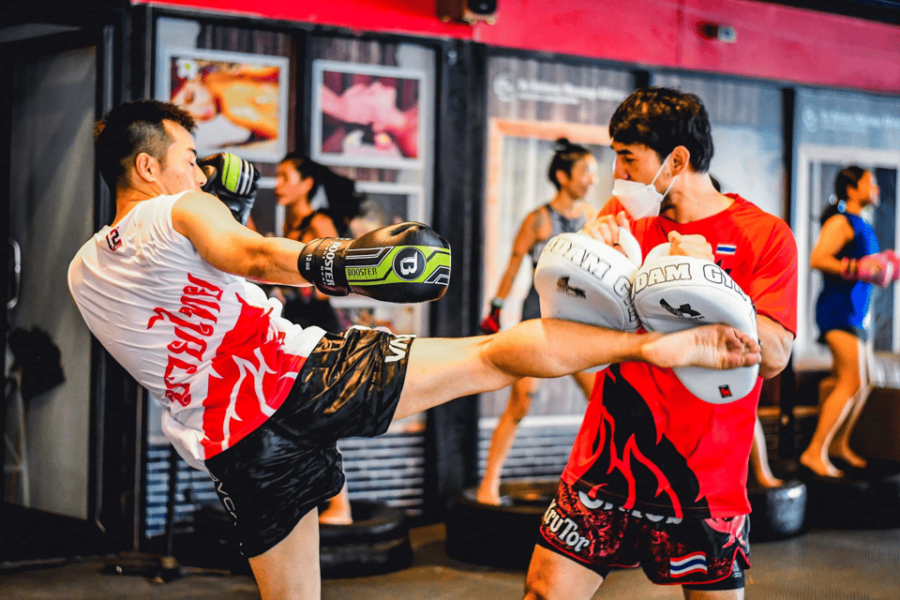 Bangkok: Muay Thai Training Class by Krudam Gym@Sukhumvit 36